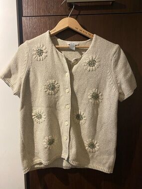 Northern Reflections Cream Short-Sleeve Button Cardigan Daisy Embroidered